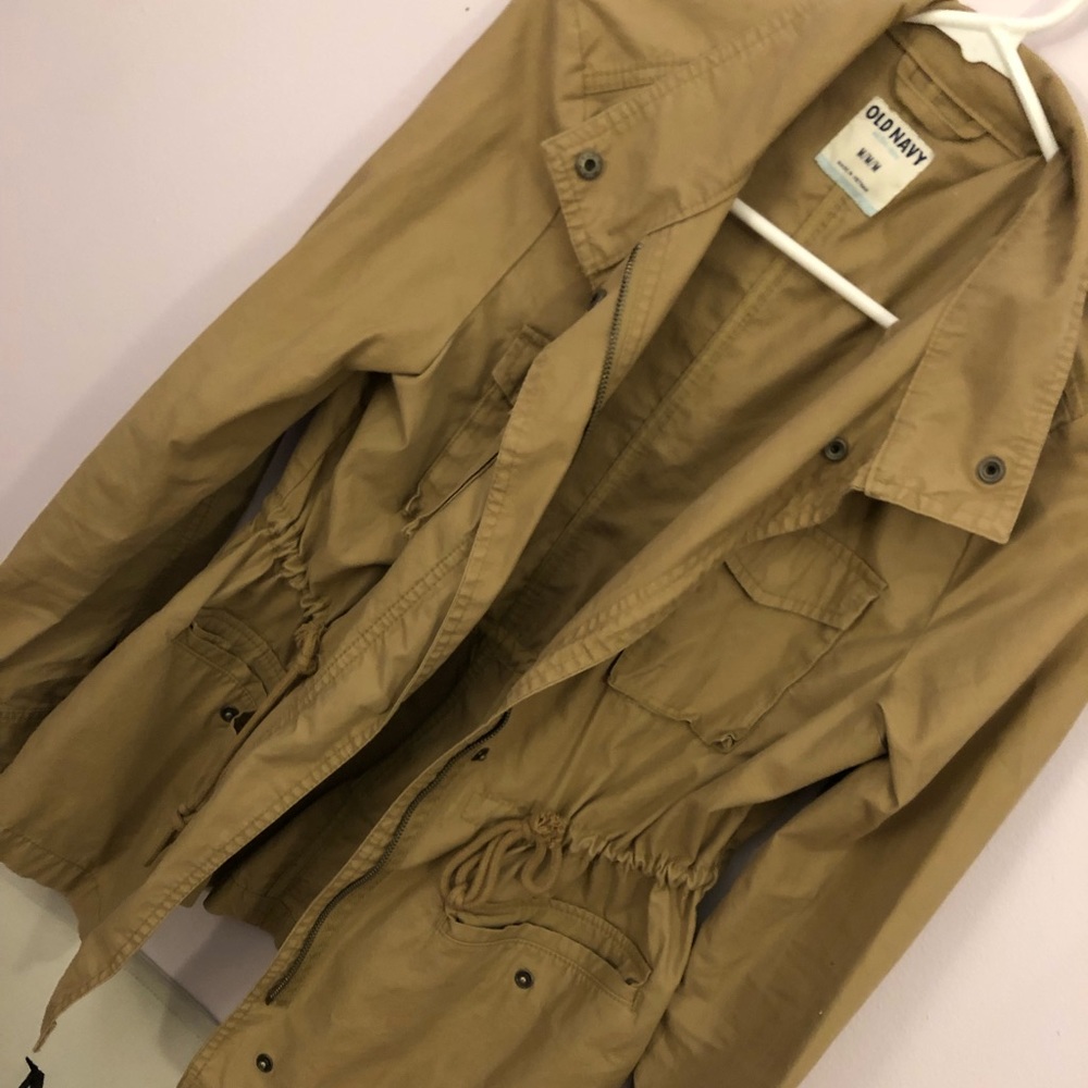 Tan cargo jacket with fitted waist